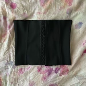 SKIMS Waist Trainer in Black